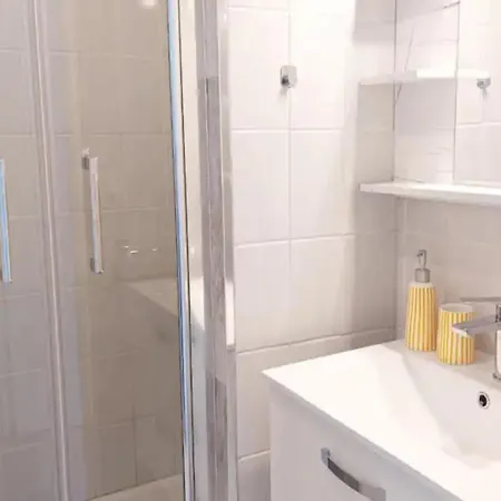 Le Tikal 4 Pers, Centre-ville Port, Clim