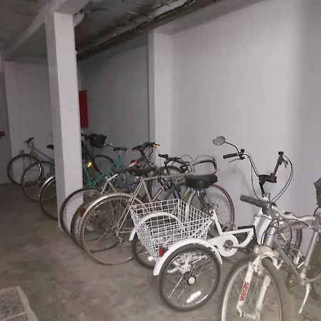 Le Tikal 4 Pers, Centre-ville Port, Clim